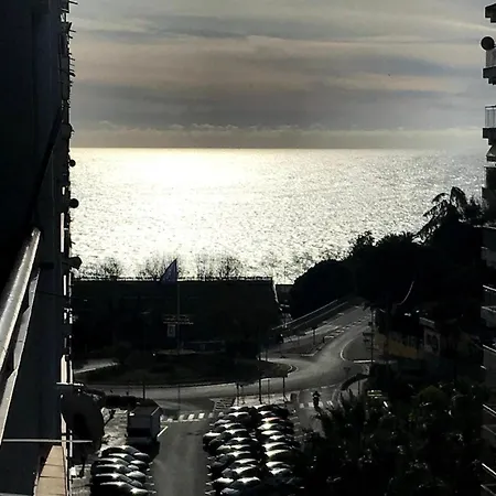 Precioso En *